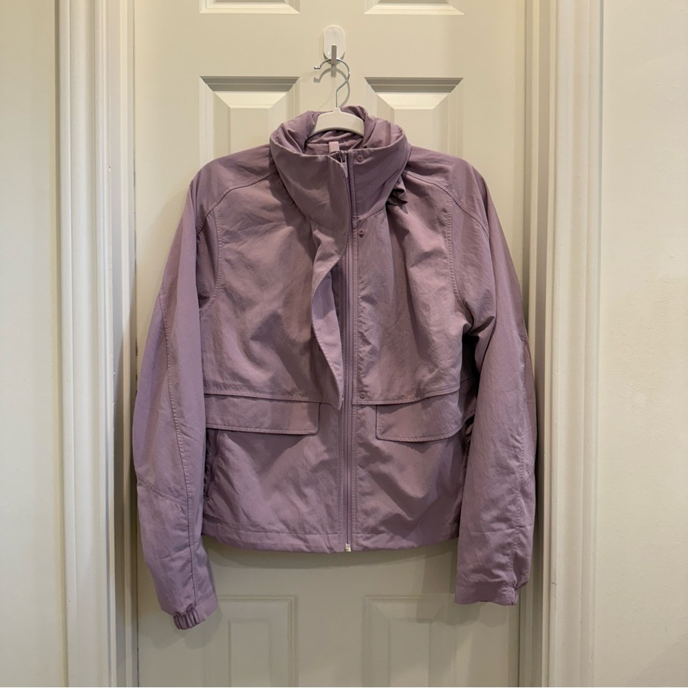 Lululemon Always Effortless Jacket size 6 Dusty Ross
